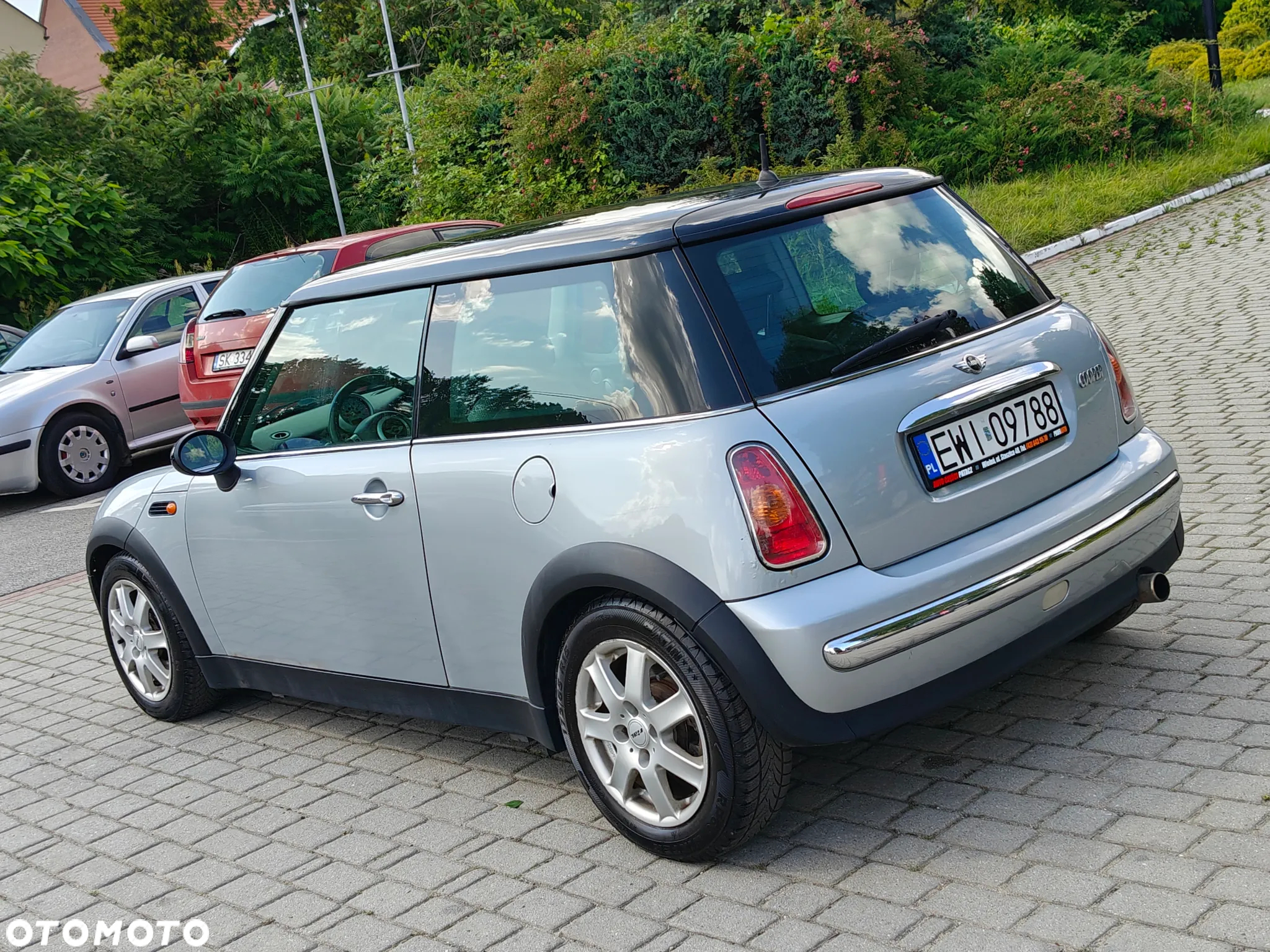 MINI Cooper Standard - 13