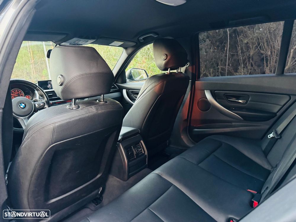BMW 320 d Touring Auto Pack M - 32