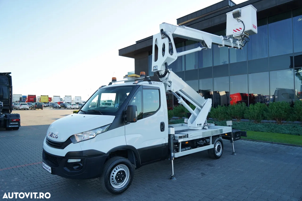 Iveco DAILY 35-120 / RIDICARE 20 METRI / 4 STABILIZATOARE / MANUALĂ / 2017 - 2