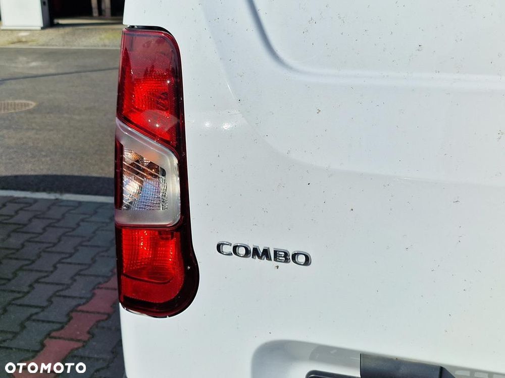 Opel Combo Van 1.2 PureTech S&S L1 - 21