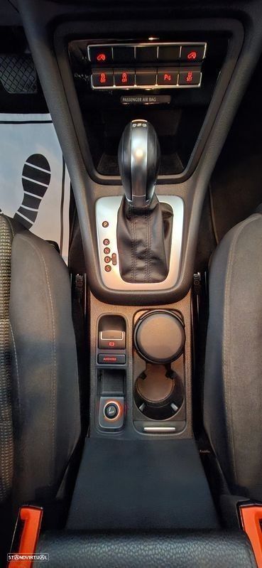 VW Sharan 2.0 TDI Confortline DSG - 22