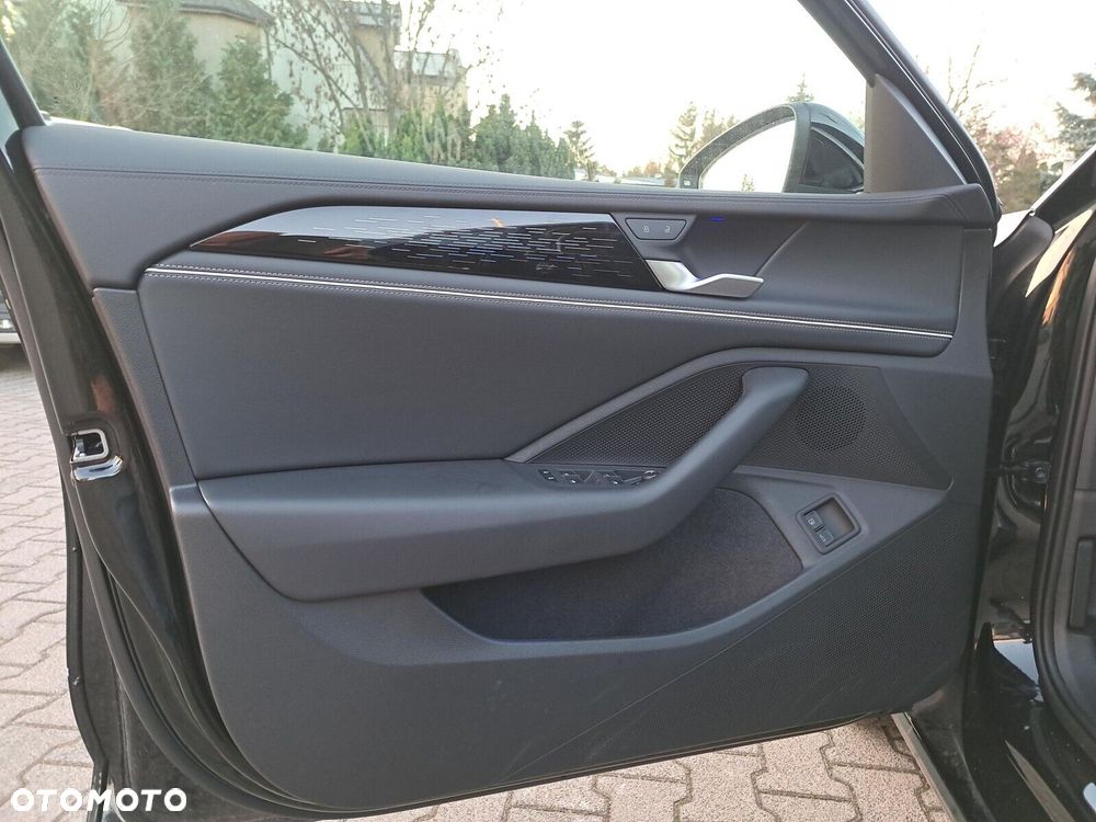 Volkswagen Passat - 10