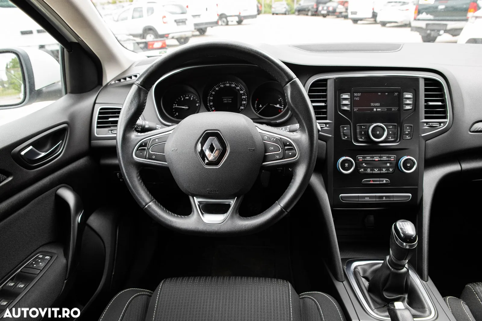 Renault Megane Blue dCi 116 Intens - 10