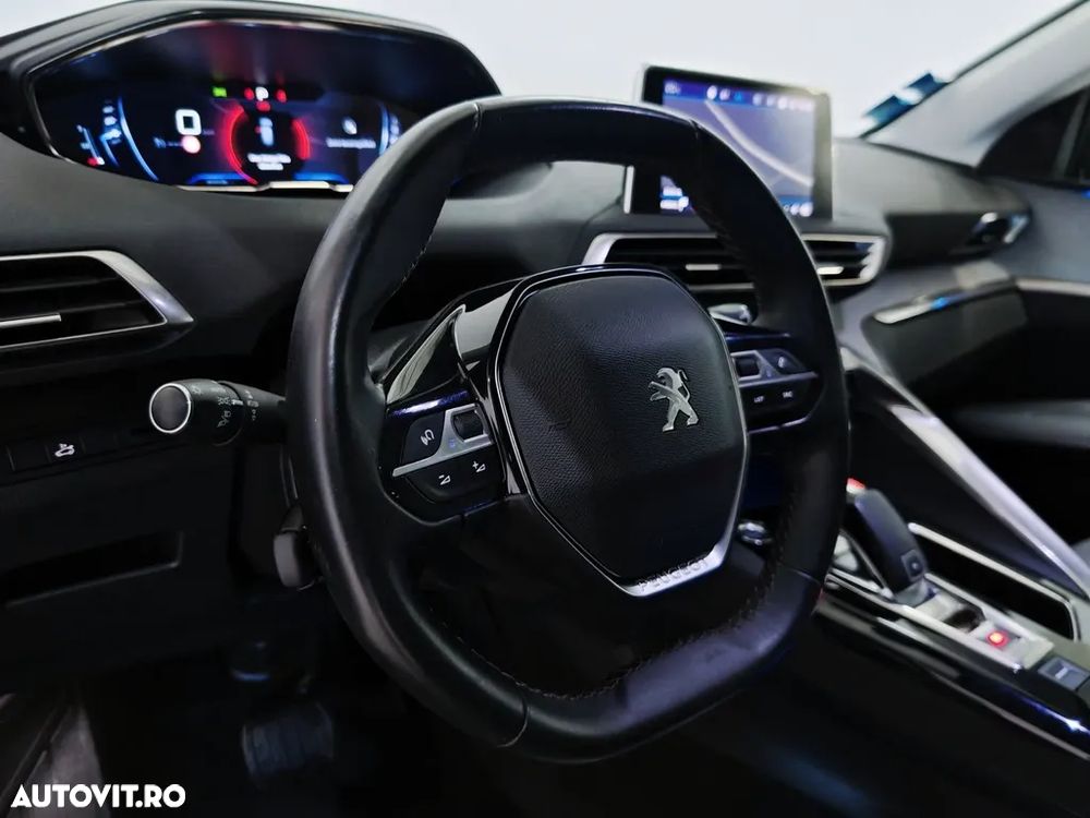 Peugeot 3008 PureTech 130 Stop & Start GPF EAT8 Allure - 6