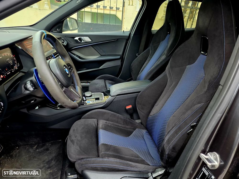 BMW M135i xDrive - 9