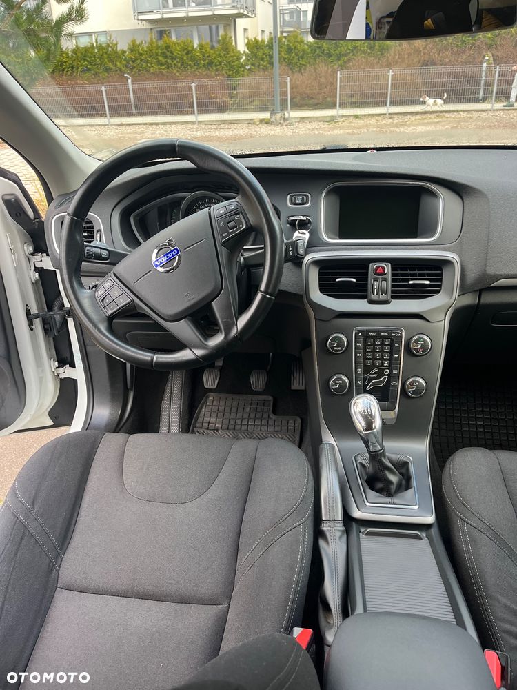 Volvo V40 D2 - 5