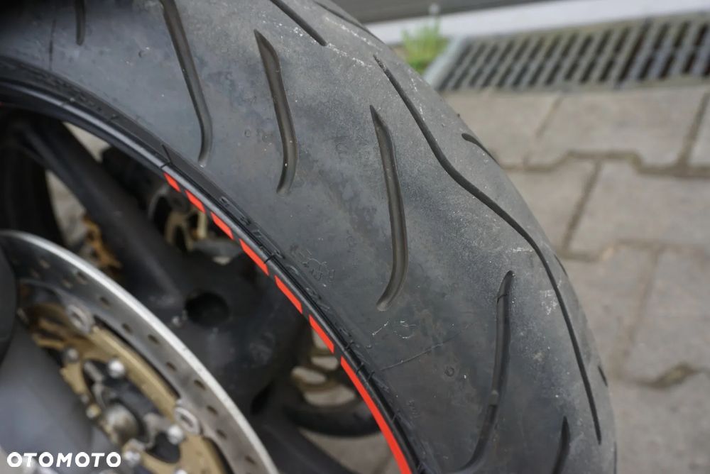 Honda Hornet - 8