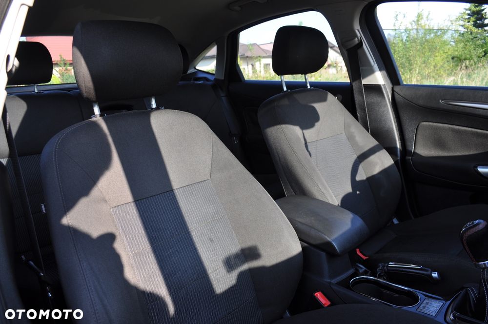 Ford Mondeo 2.0 Titanium - 11
