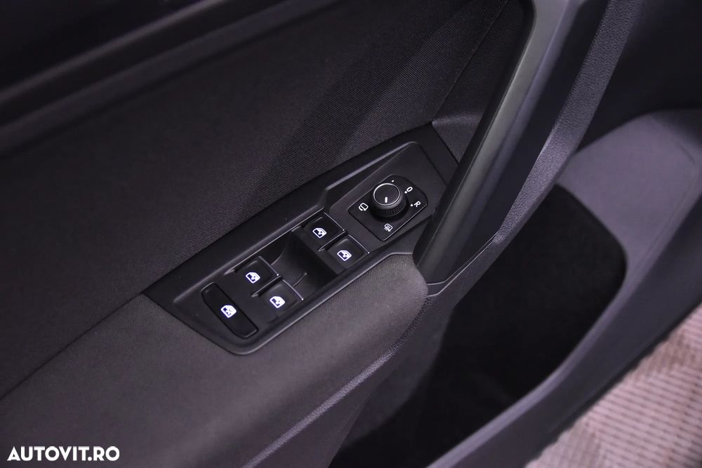 Volkswagen Tiguan - 15