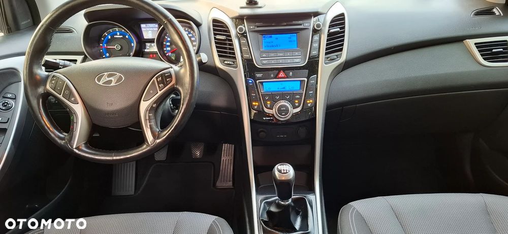 Hyundai i30 1.6 CRDi Comfort - 10