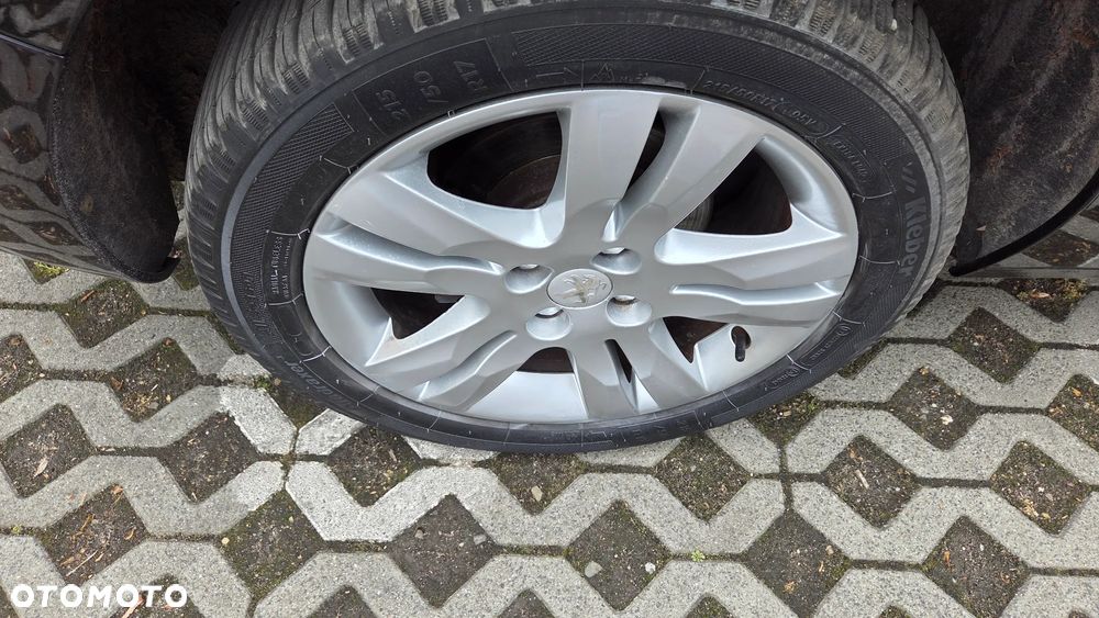Peugeot 5008 HDI 150 Allure - 34