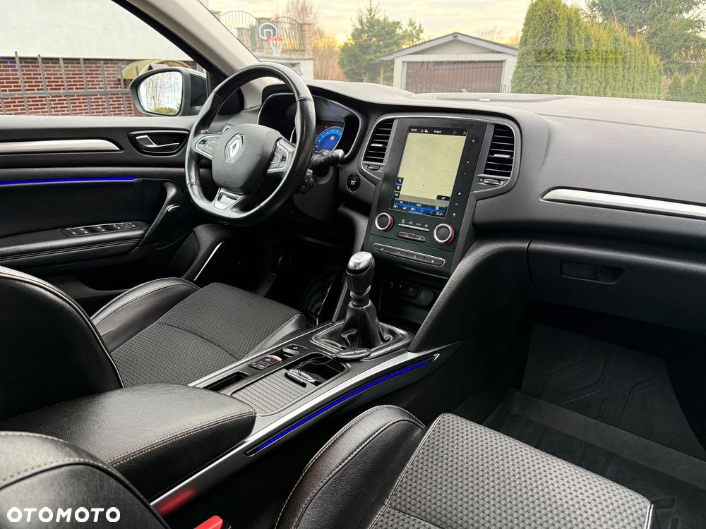 Renault Megane ENERGY dCi 130 BOSE EDITION - 14