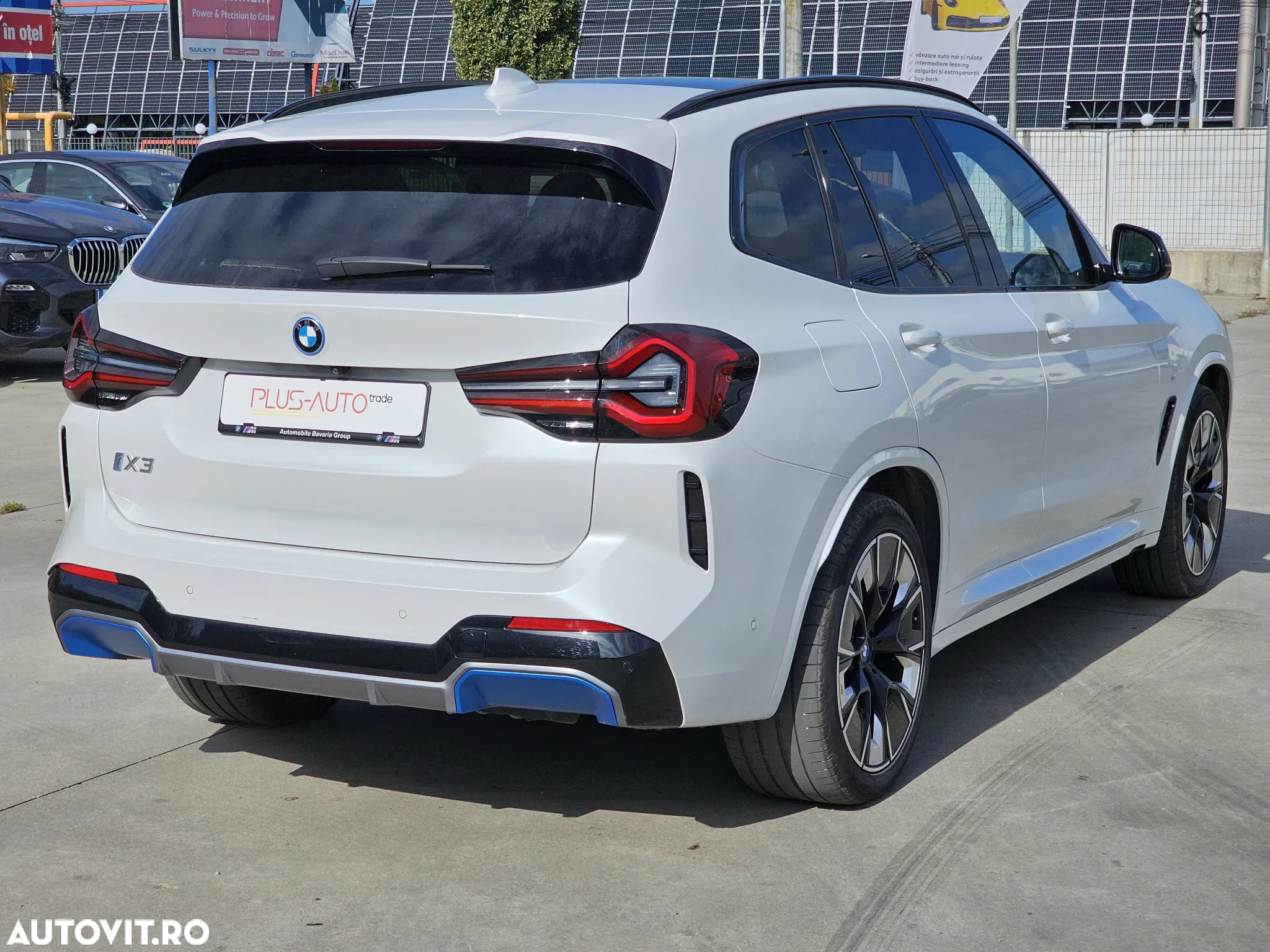 BMW iX3 Standard - 4