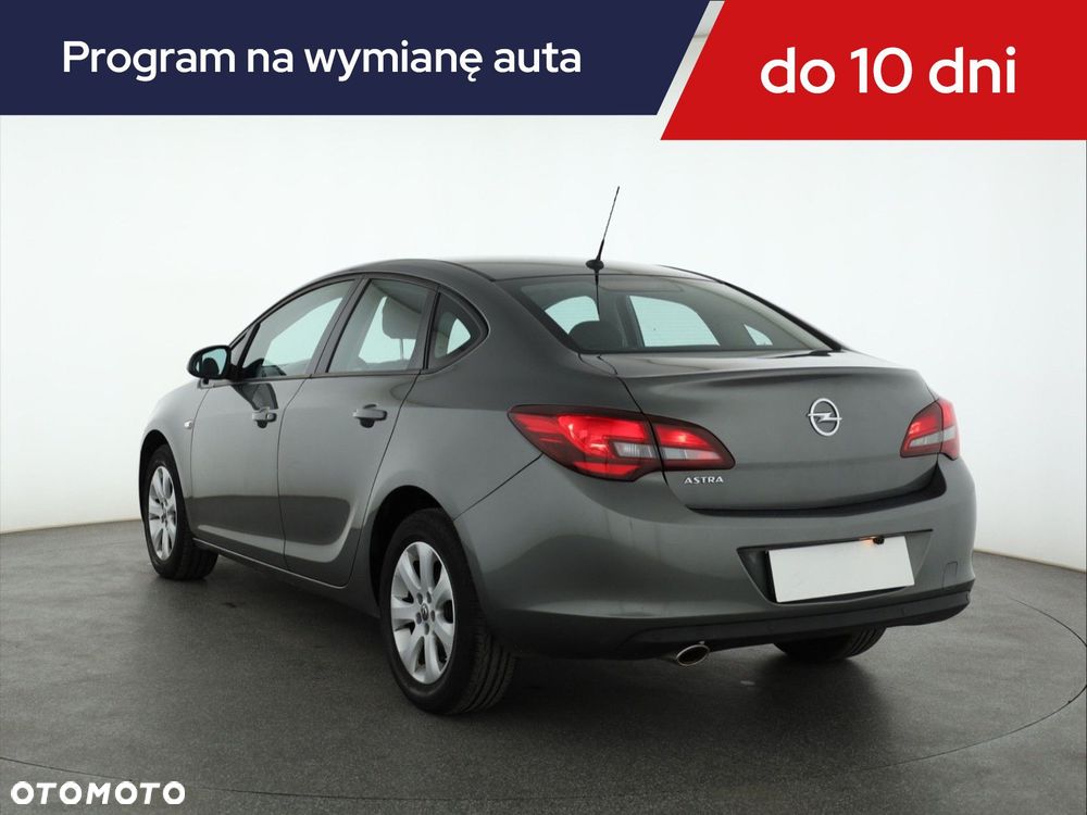 Opel Astra - 6