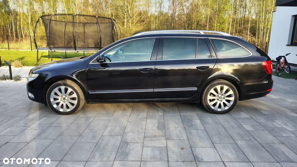 Skoda Superb 1.8 TSI FAMILY - 8