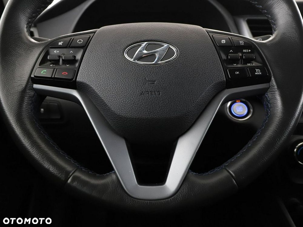 Hyundai Tucson 2.0 CRDI Comfort 4WD - 22