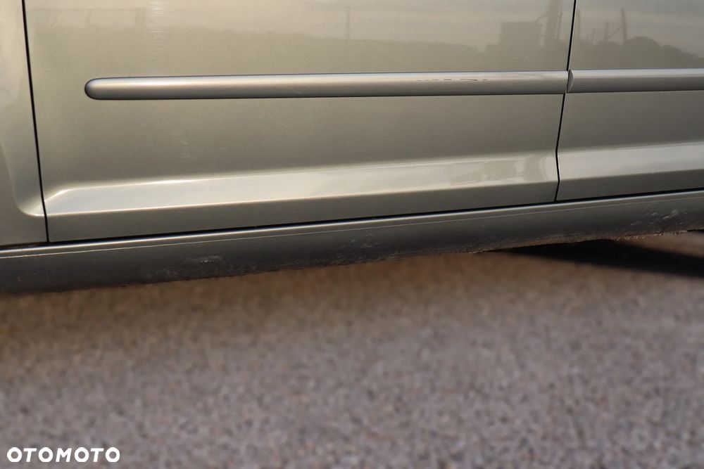 Volkswagen Golf 1.6 FSI Comfortline Tiptr - 10