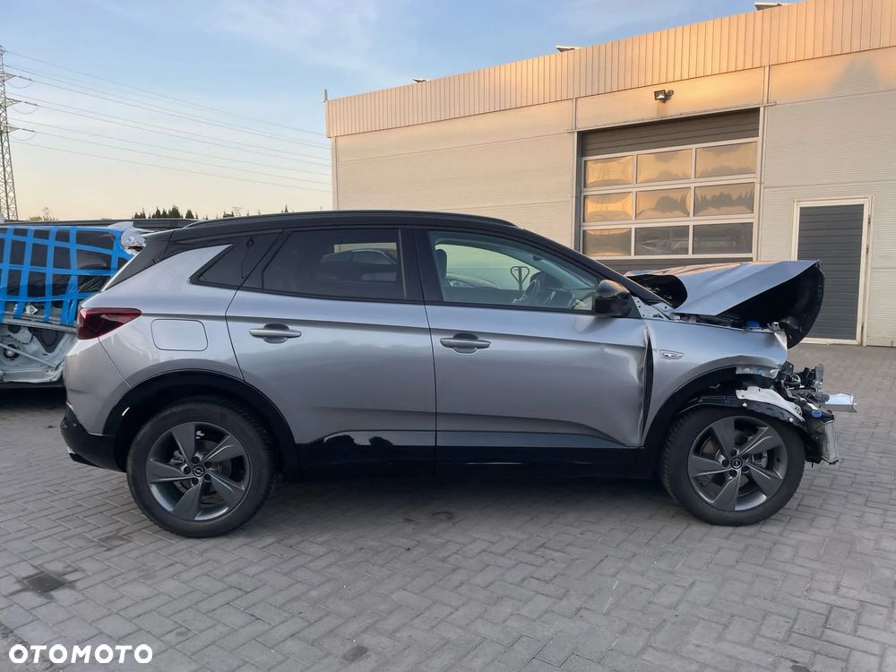 Opel Grandland 1.2 DI - 4