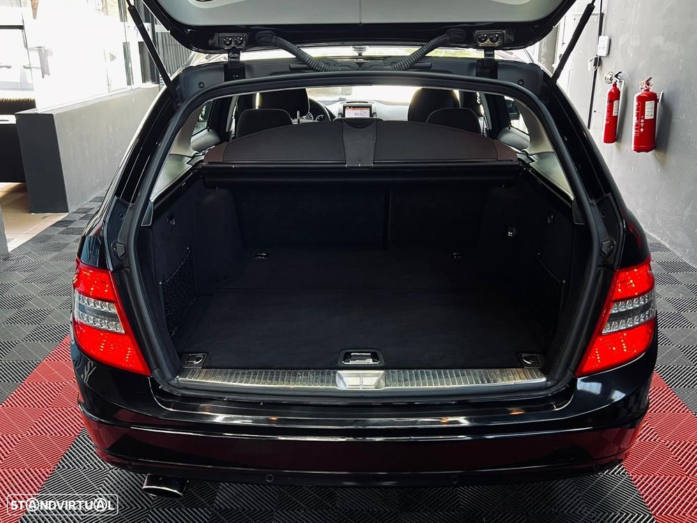 Mercedes-Benz C 220 CDi Avantgarde BlueEfficiency - 40
