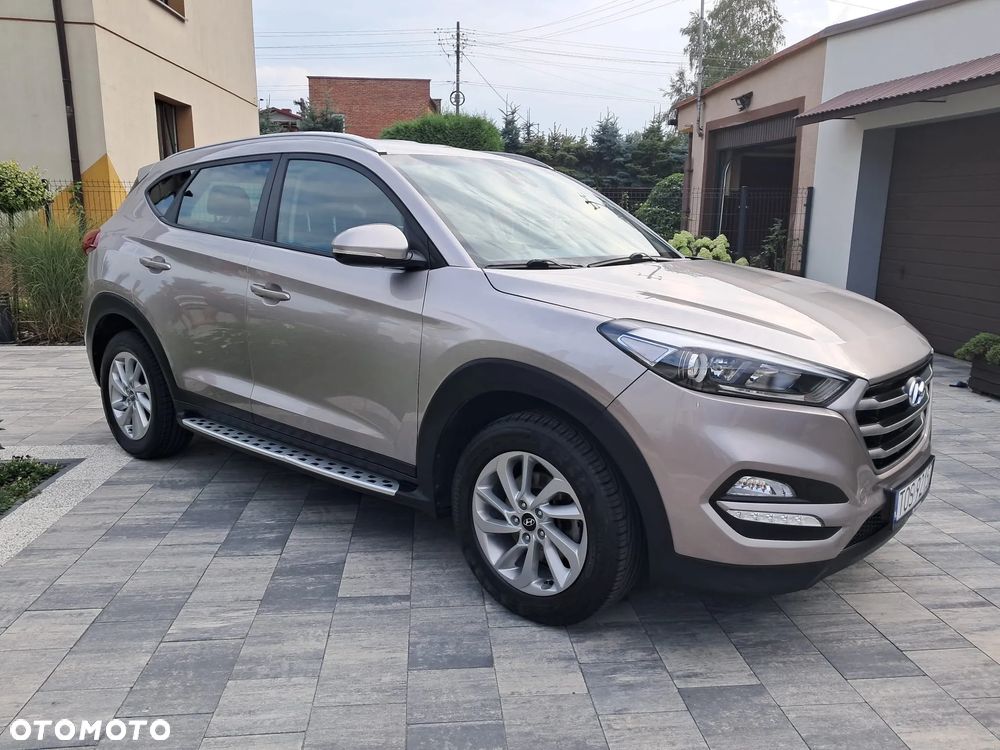 Hyundai Tucson ver-blue-1-7-crdi-2wd-intro-edition - 6