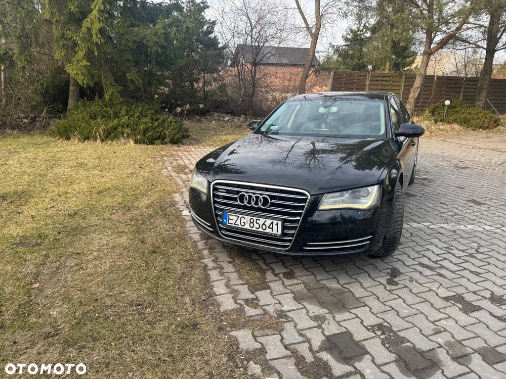 Audi A8 - 6