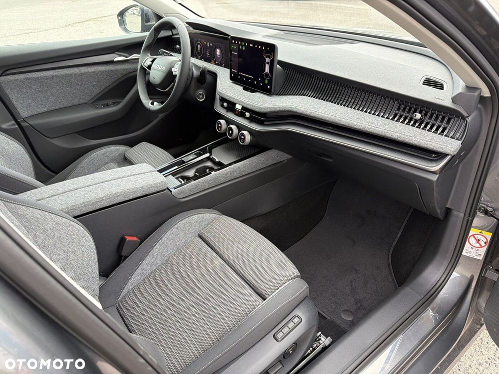Skoda Superb 1.5 TSI Plug-in Hybrid Drive DSG - 17