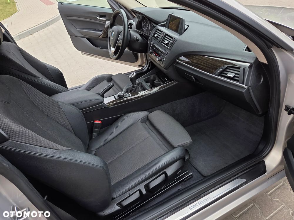 BMW Seria 2 220i Advantage - 22