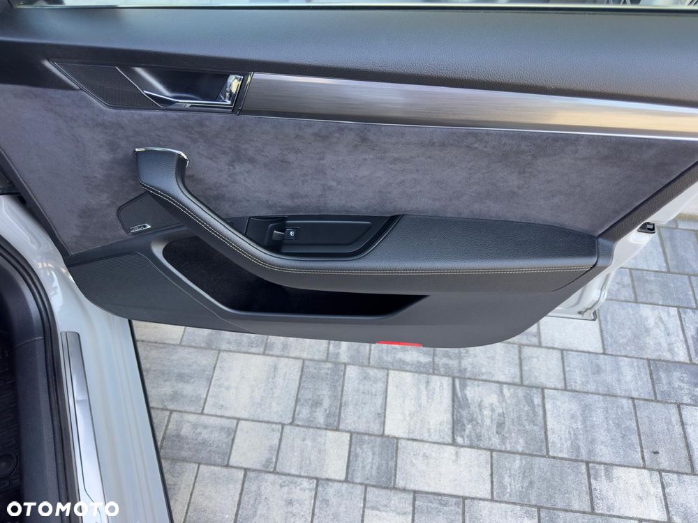 Skoda Superb 2.0 TDI SCR 4x4 Scout DSG - 20