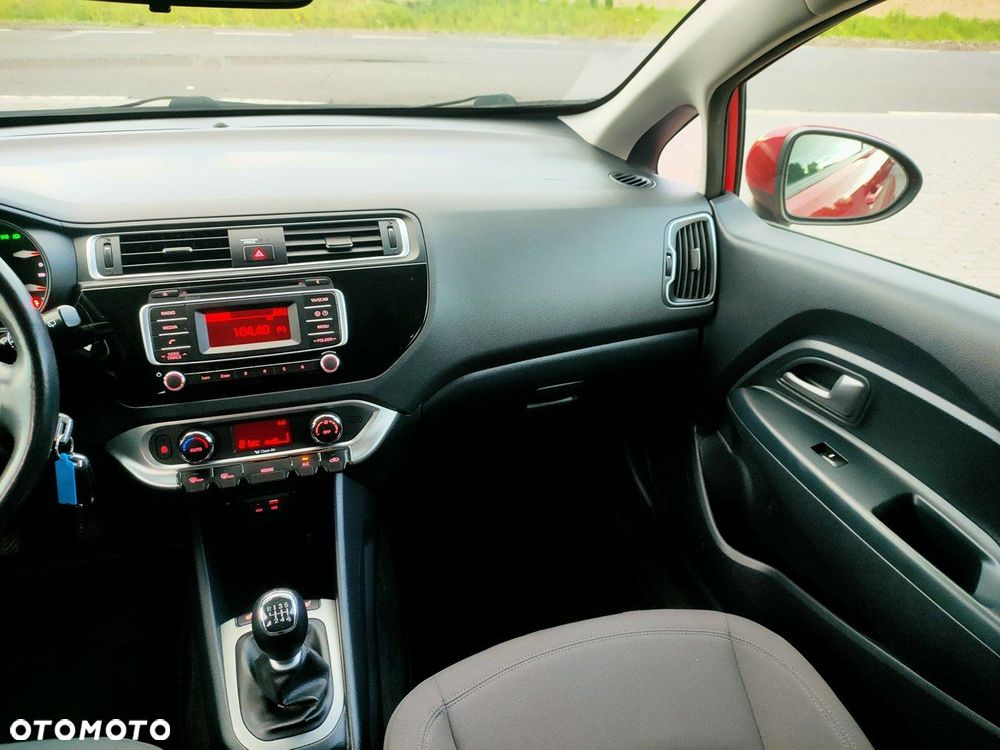 Kia Rio 1.4 XL - 36