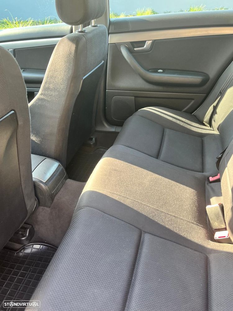 Audi A4 1.9 TDI m6 Sport - 12