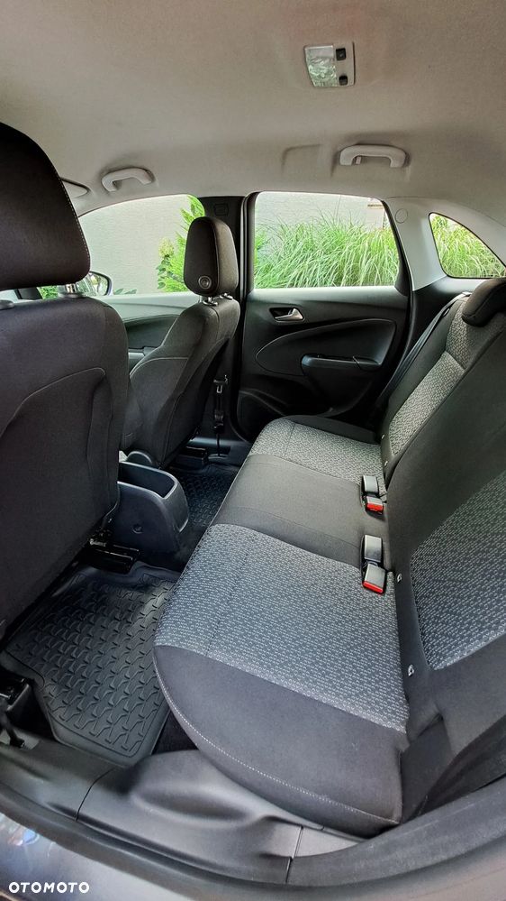 Opel Crossland X - 17