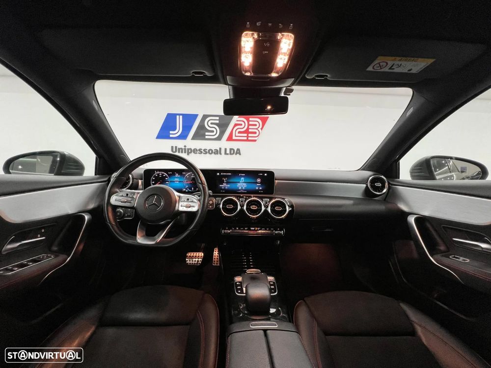 Mercedes-Benz A 180 d AMG Line - 8