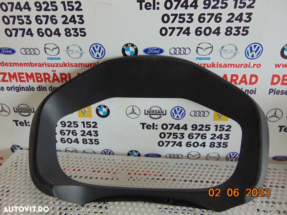 ornament ceasuri bord Toyota Yaris 2012-2019 dezmembrez yaris 3 p13 - 1