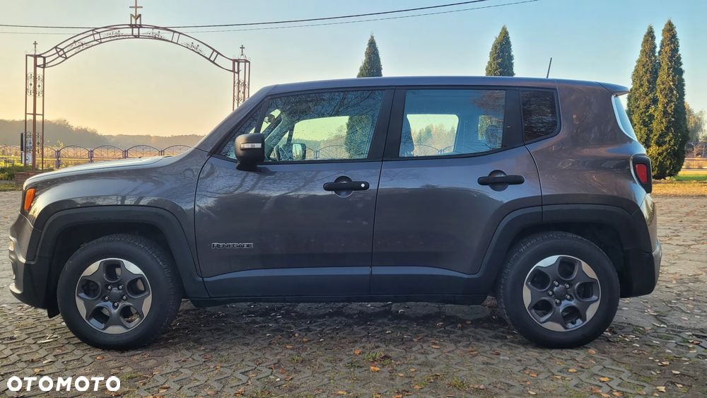 Jeep Renegade 1.6 E-TorQ Sport FWD - 3