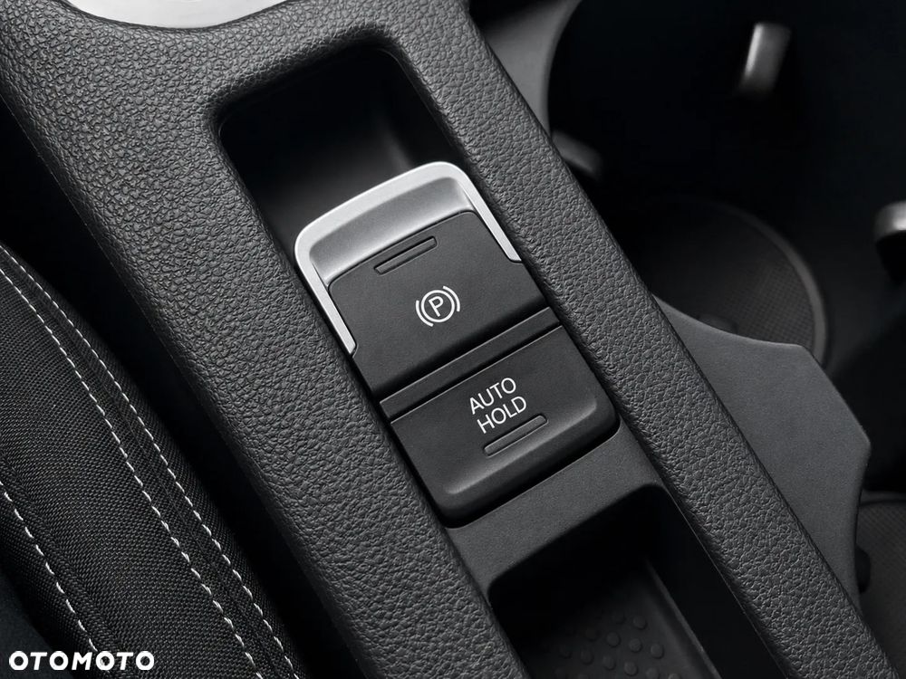 Volkswagen Passat 2.0 TDI BMT Comfortline - 19