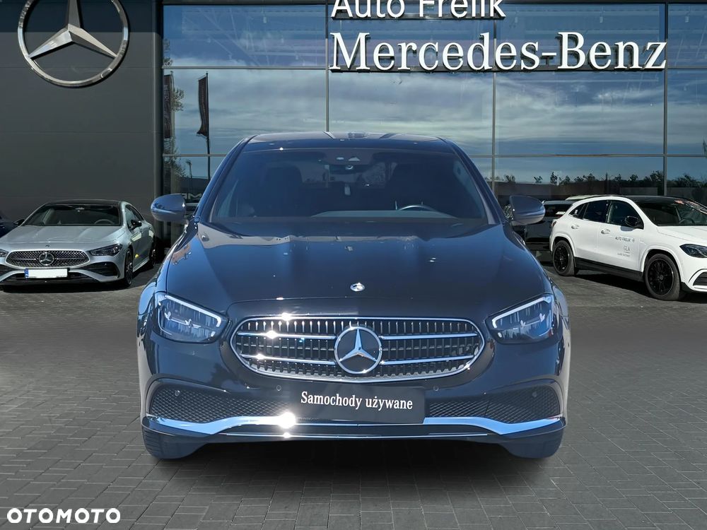 Mercedes-Benz Klasa E 300 de Avantgarde - 9