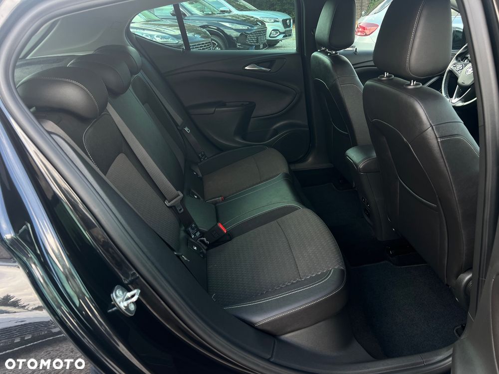Opel Astra 1.4 Turbo Start/Stop Innovation - 38