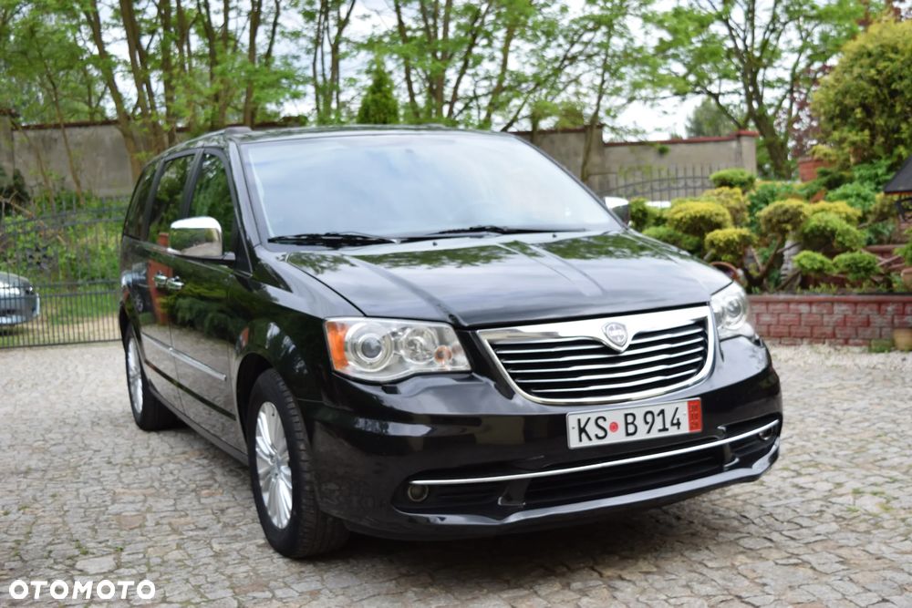 Lancia Voyager 2.8 Multijet 16v Platinum - 11