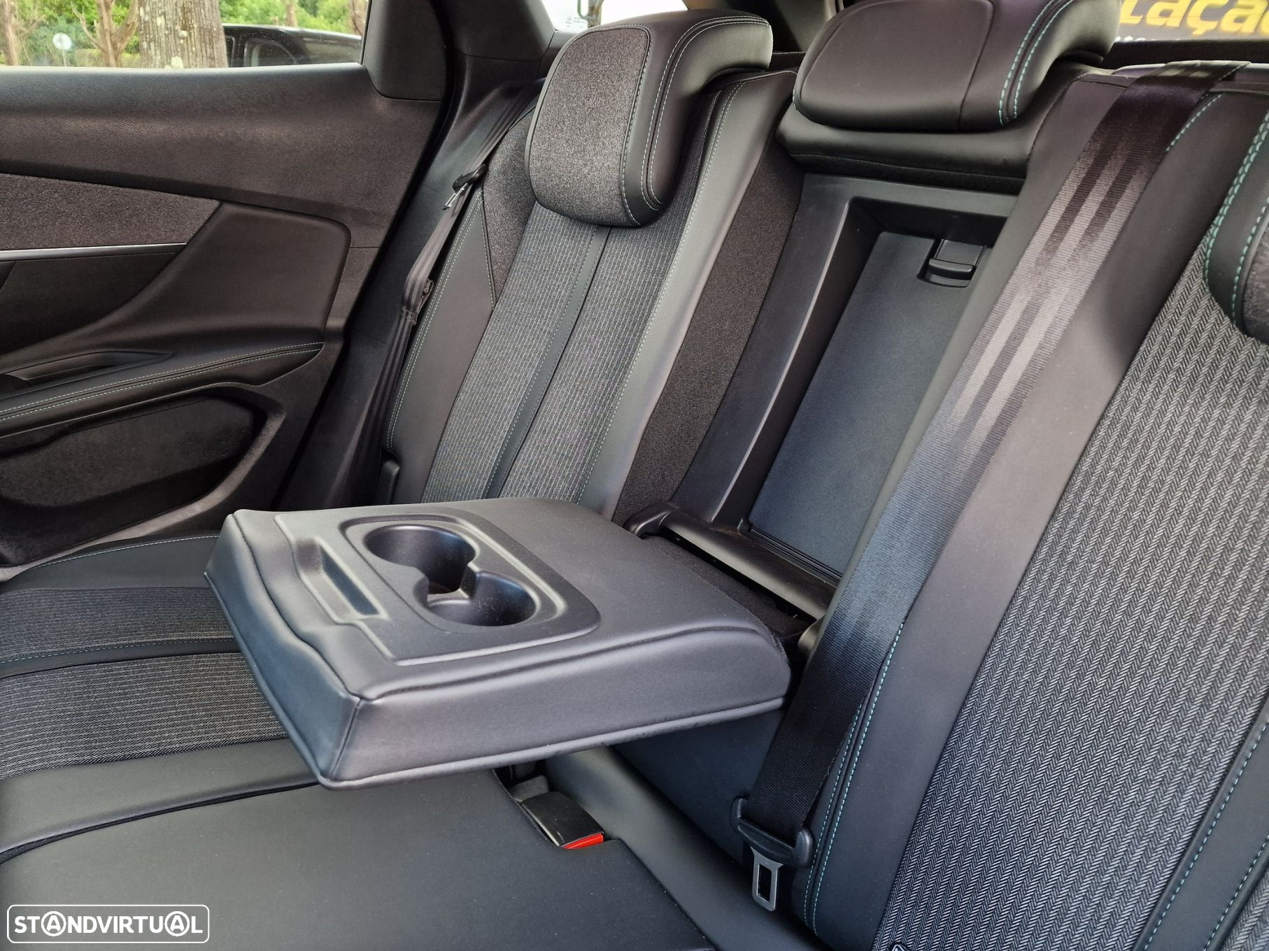 Peugeot 3008 1.2 PureTech Allure - 14
