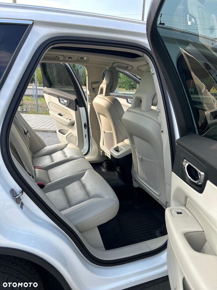 Volvo XC 60 T5 AWD Drive-E Momentum - 15