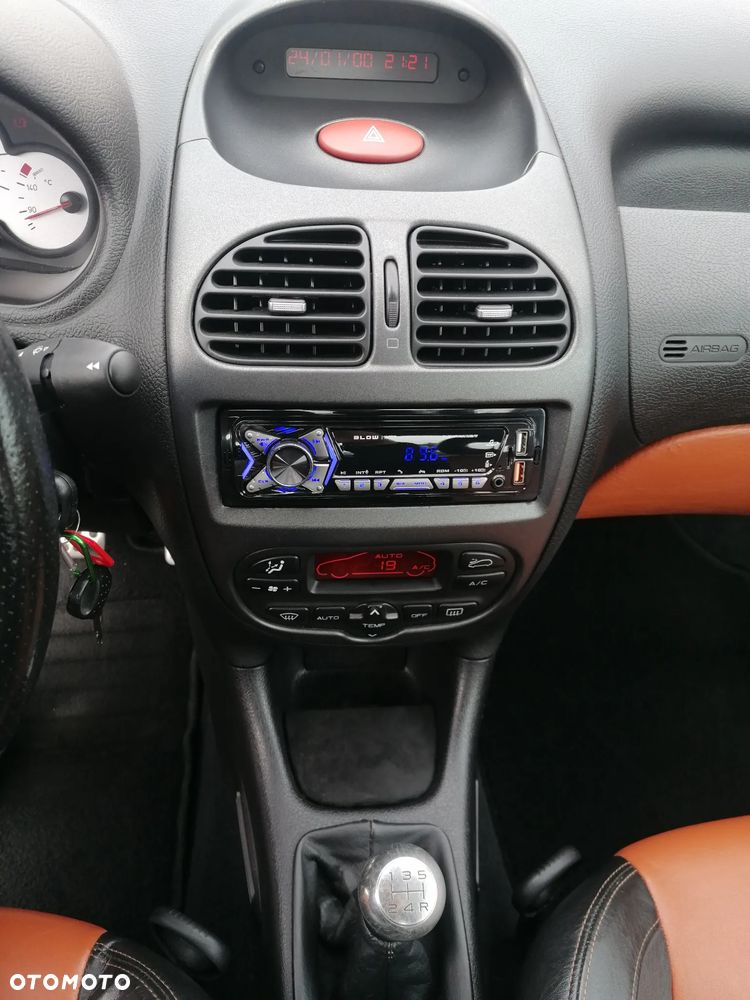 Peugeot 206 - 17