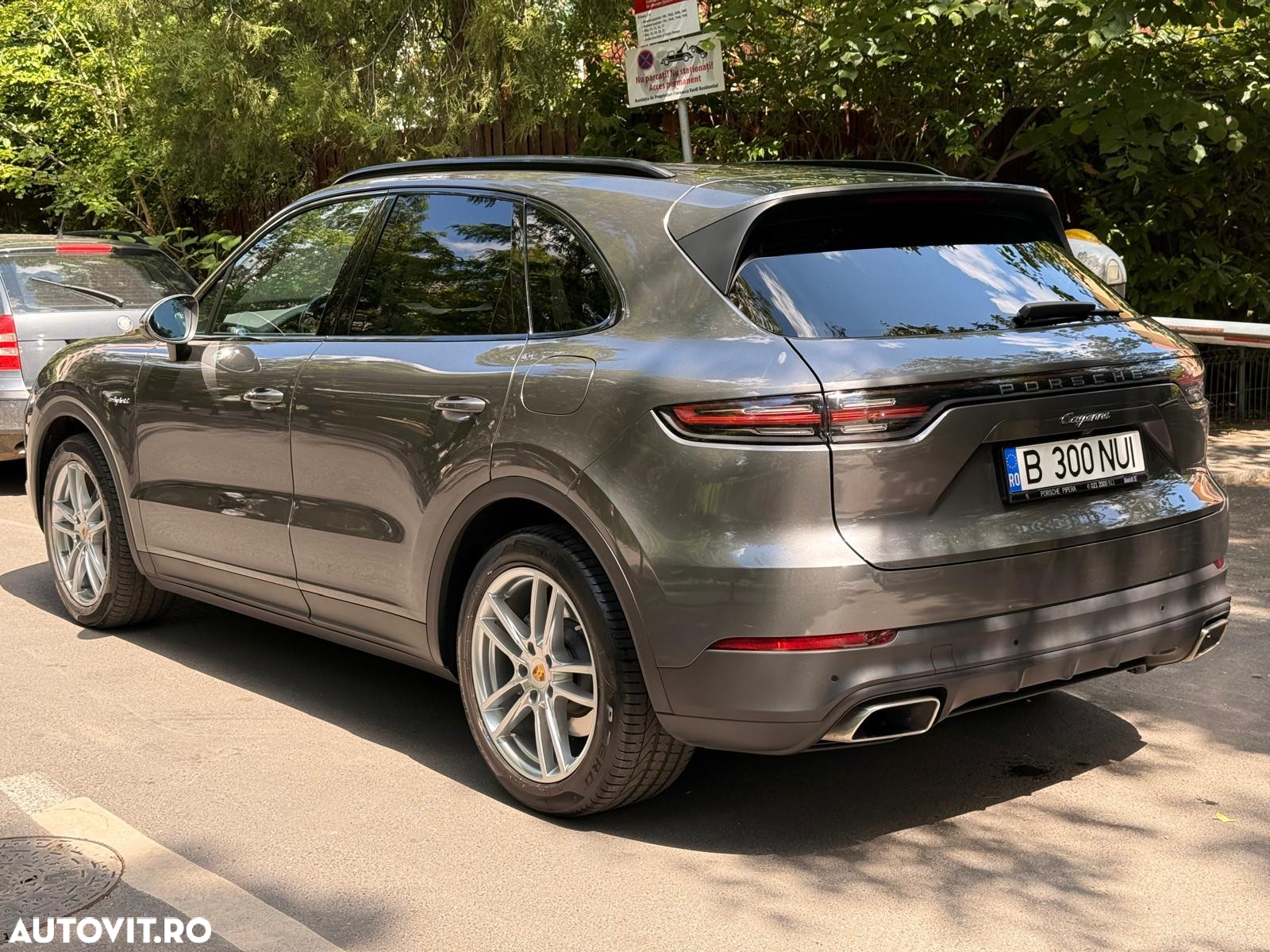 Porsche Cayenne Standard - 5