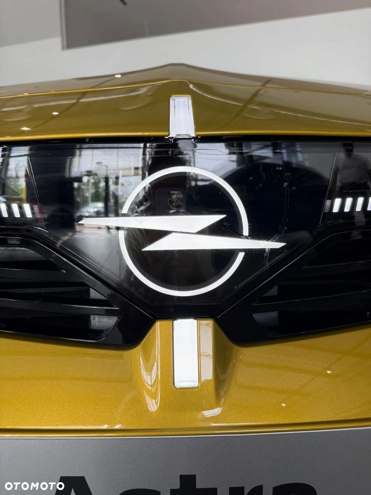 Opel Astra 1.2 T mHEV Ultimate eDTC - 2