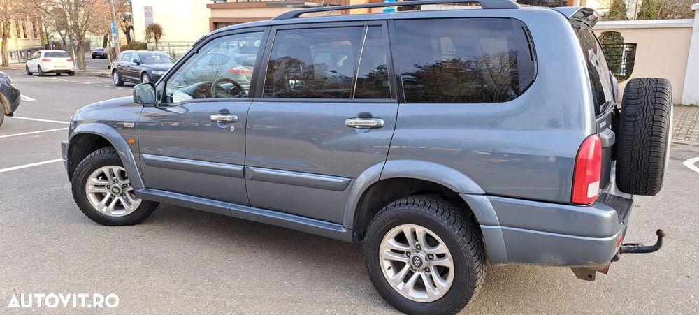 Suzuki Grand Vitara XL-7 2.0 TD Comfort + - 16