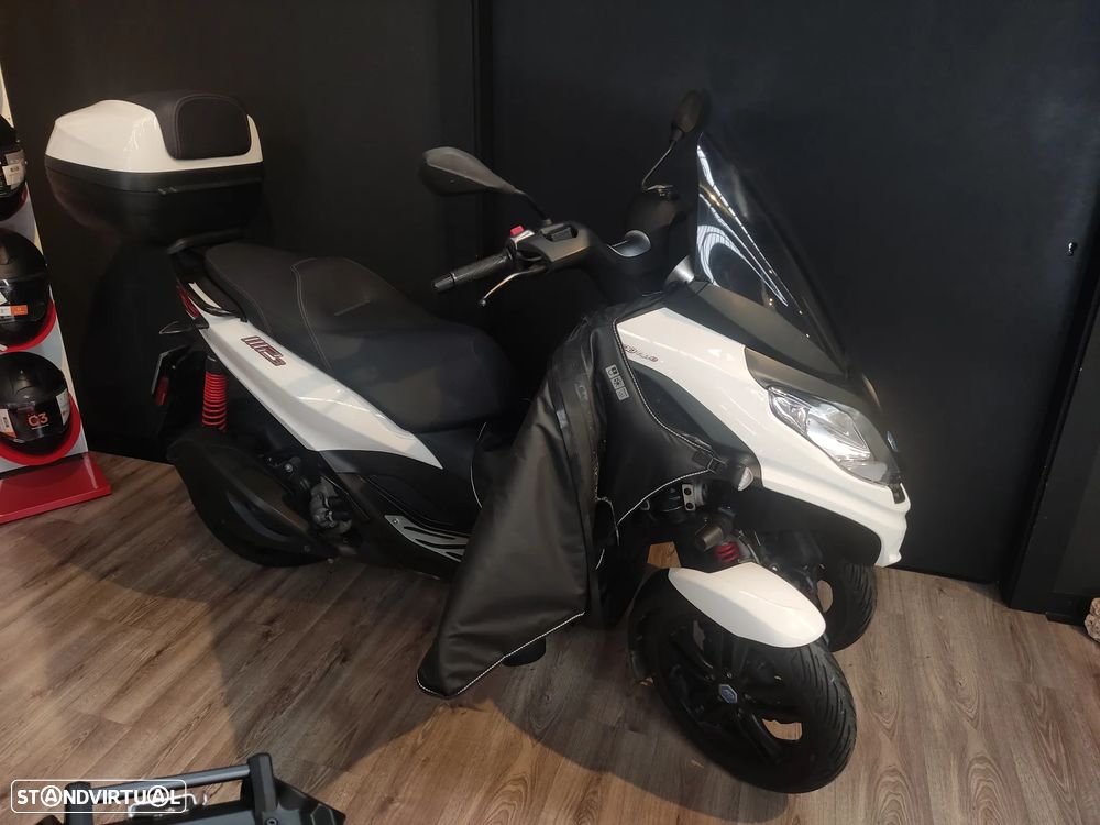 Piaggio MP3 300 - 4