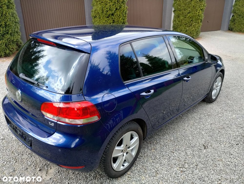 Volkswagen Golf 1.6 Comfortline - 16