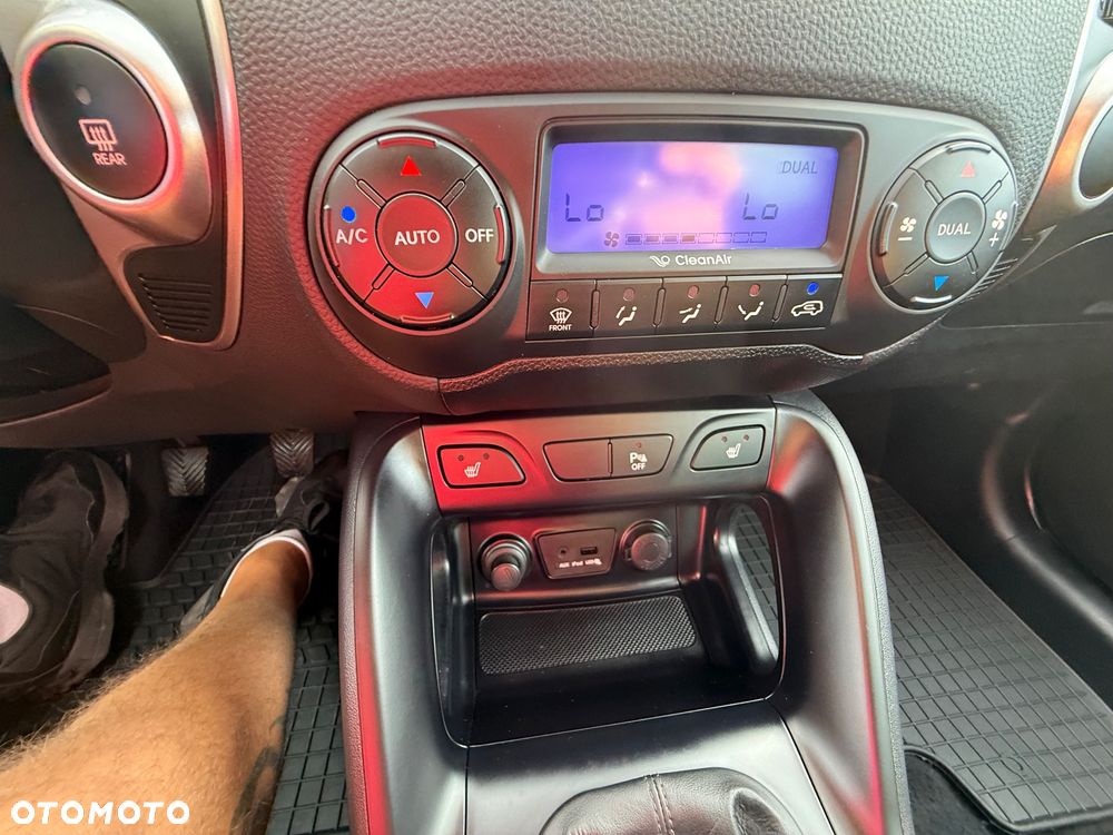 Hyundai ix35 blue 1.6 2WD Finale Gold - 30