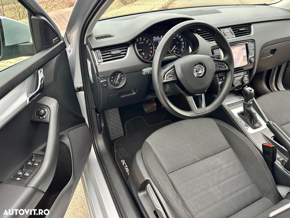 Skoda Octavia 1.6 TDI (Green tec) DSG Style - 22