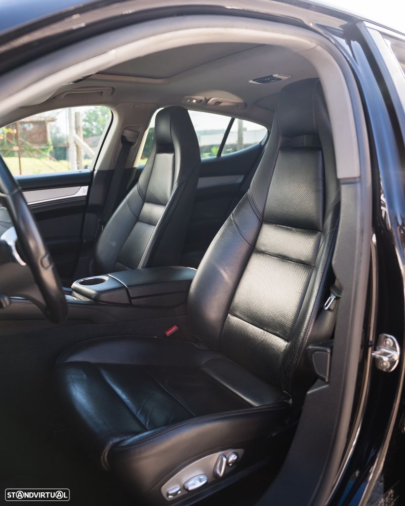 Porsche Panamera S Hybrid - 14