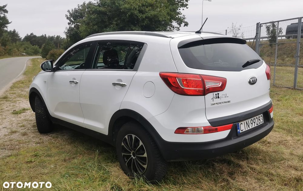 Kia Sportage 1.7 CRDI M 2WD - 9